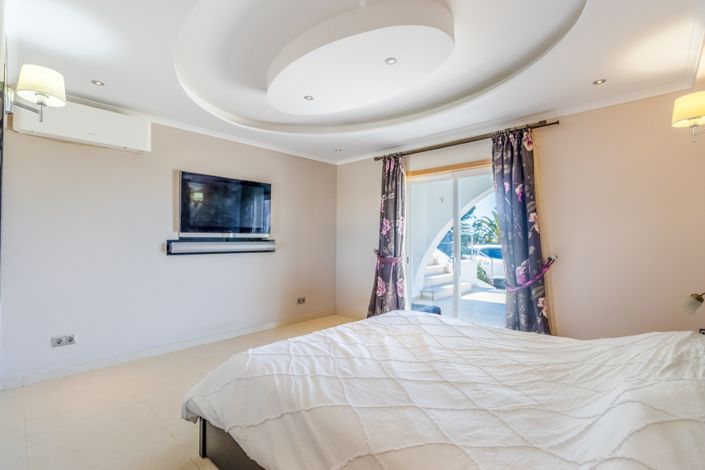 Image No.31-4 Bed Villa for sale