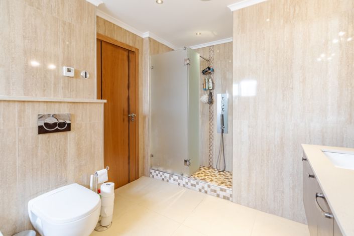 Image No.34-4 Bed Villa for sale