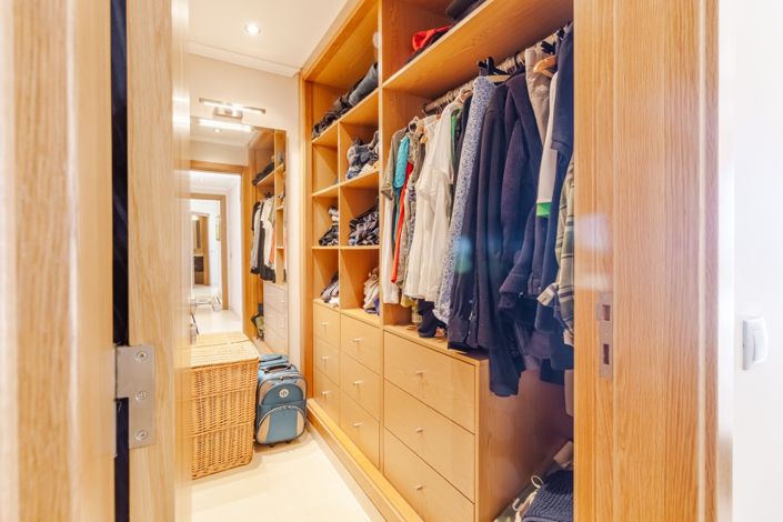 Image No.35-4 Bed Villa for sale