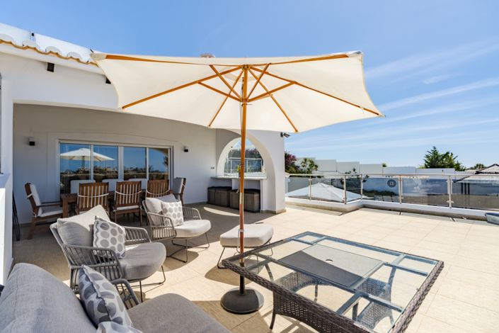 Image No.9-4 Bed Villa for sale