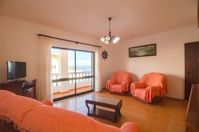 2-Living area window (Large).jpg