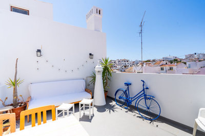 1 Roof Terrace.jpg