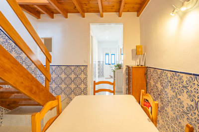 10 Dining Room.jpg