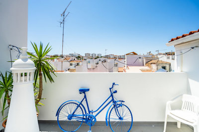 52 Roof terrace.jpg