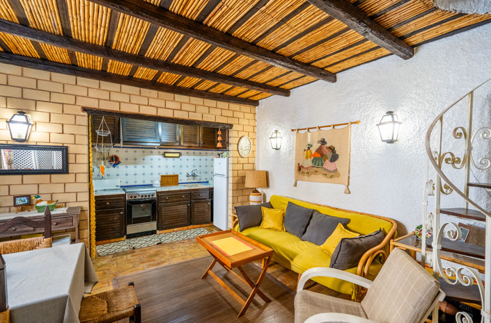 Image No.13-3 Bed Townhouse for sale