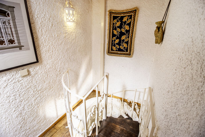 Image No.30-3 Bed Townhouse for sale