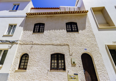 1 - Lagos, Townhouse