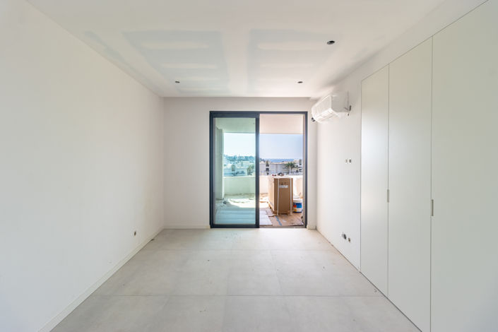 Image No.19-2 Bed Apartment for sale