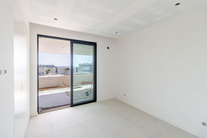 Image No.25-2 Bed Apartment for sale