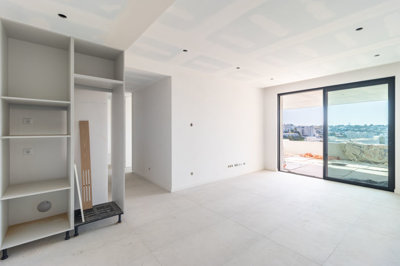 2 LIVING ROOM (2).jpg