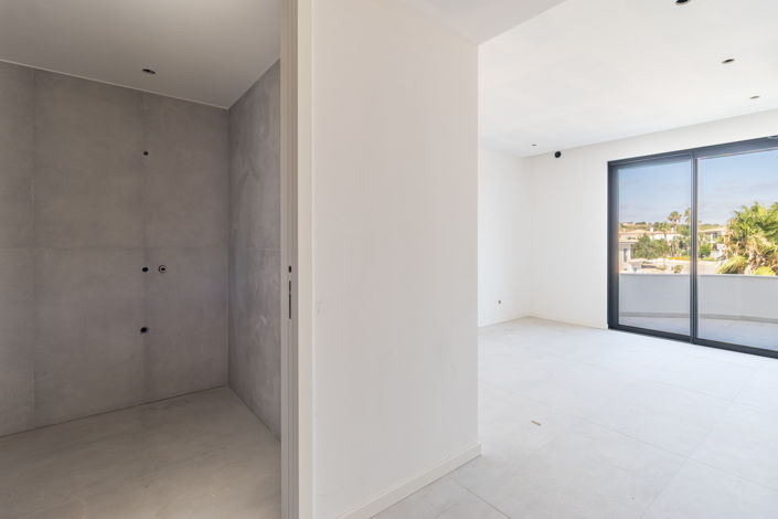 Image No.17-2 Bed Apartment for sale