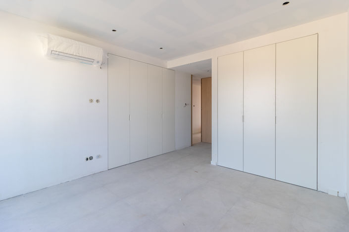 Image No.20-2 Bed Apartment for sale