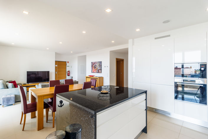 Image No.14-3 Bed Apartment for sale