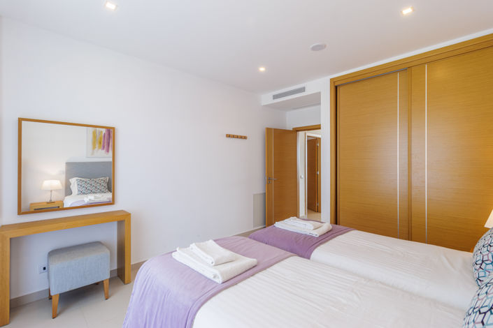 Image No.26-3 Bed Apartment for sale