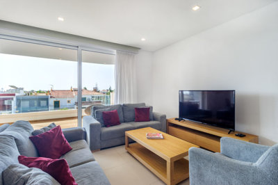3 LIVING ROOM.jpg