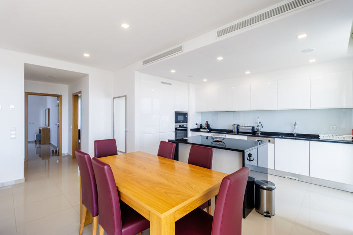 Image No.7-3 Bed Apartment for sale