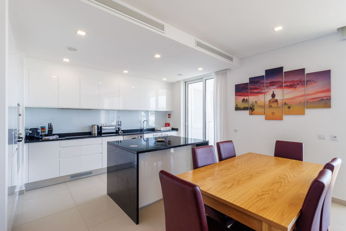 Image No.8-3 Bed Apartment for sale