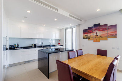 5 DINING TABLE.jpg