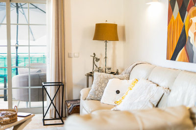 3 living room (2).jpg