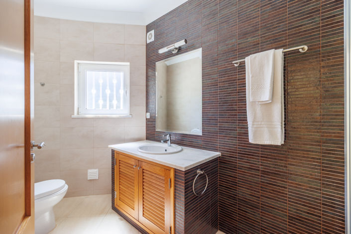 Image No.38-5 Bed Villa for sale