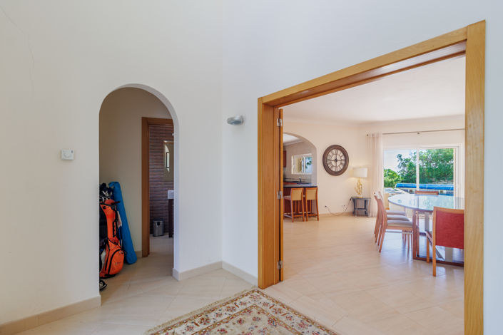 Image No.55-5 Bed Villa for sale