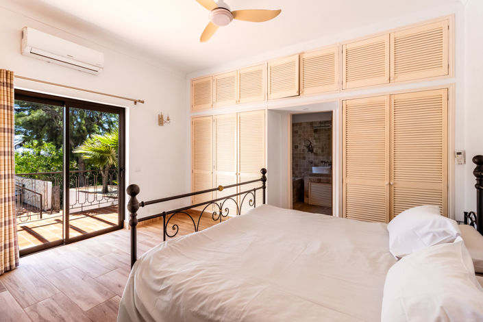 Image No.13-4 Bed Villa for sale