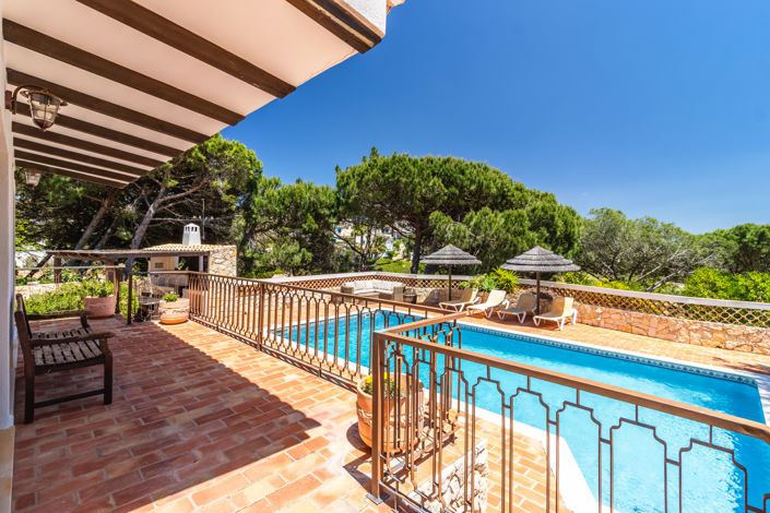 Image No.3-4 Bed Villa for sale