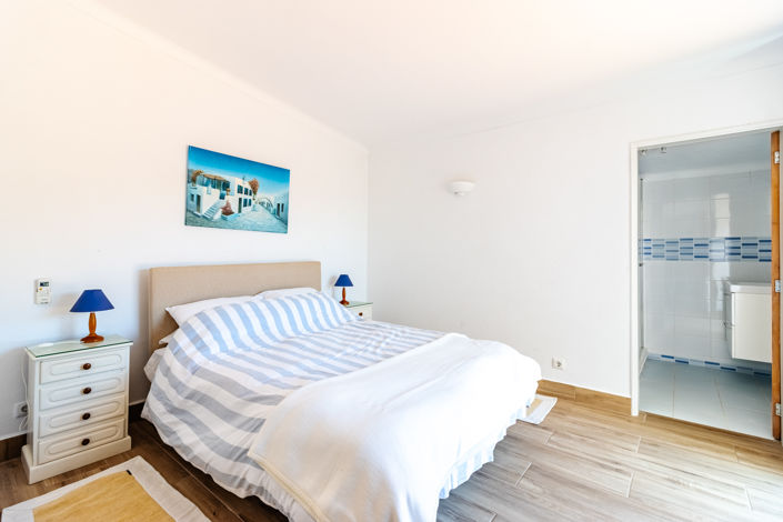 Image No.36-4 Bed Villa for sale