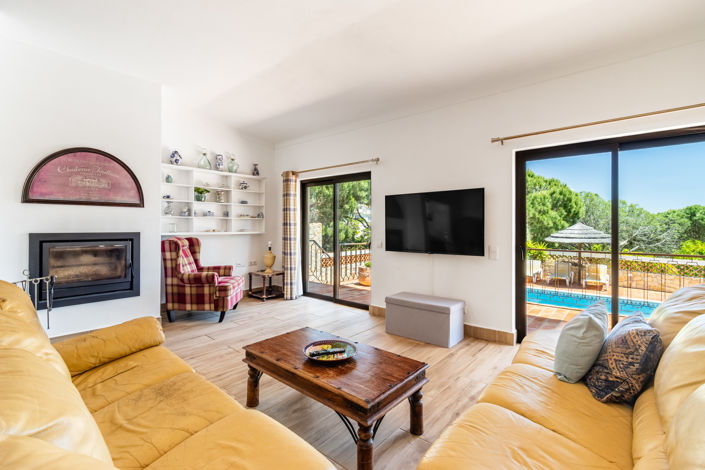 Image No.6-4 Bed Villa for sale