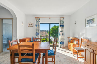 6 DINING ROOM.jpg