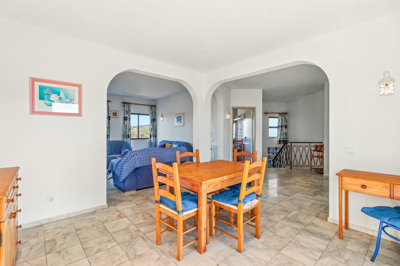 8 DINING ROOM.jpg