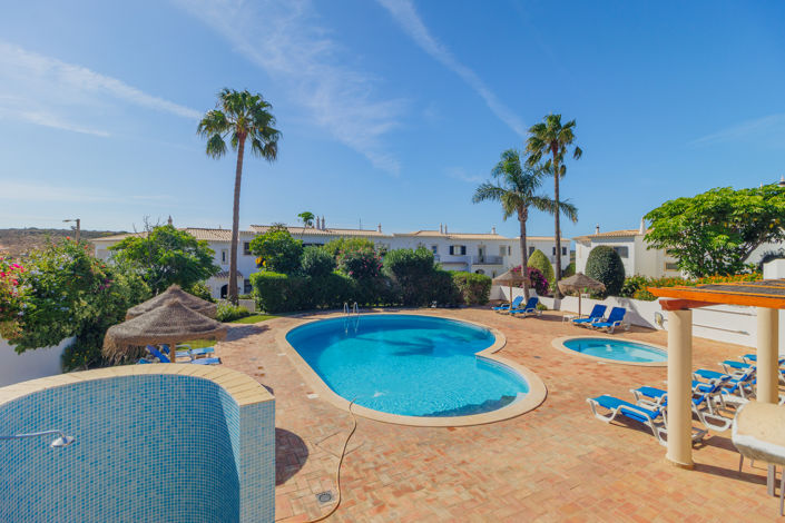 Image No.38-3 Bed Townhouse for sale