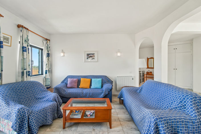 Image No.8-3 Bed Townhouse for sale