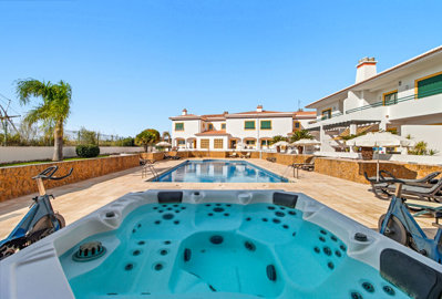 2 POOL (1).jpg