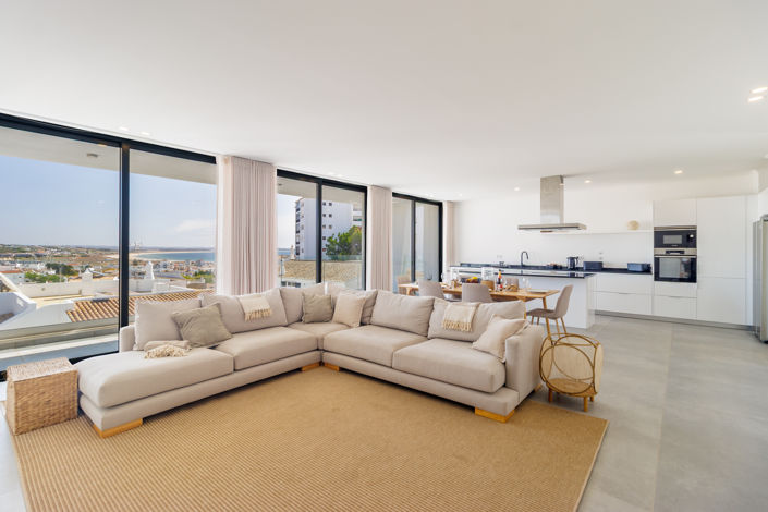 Image No.3-3 Bed Villa for sale