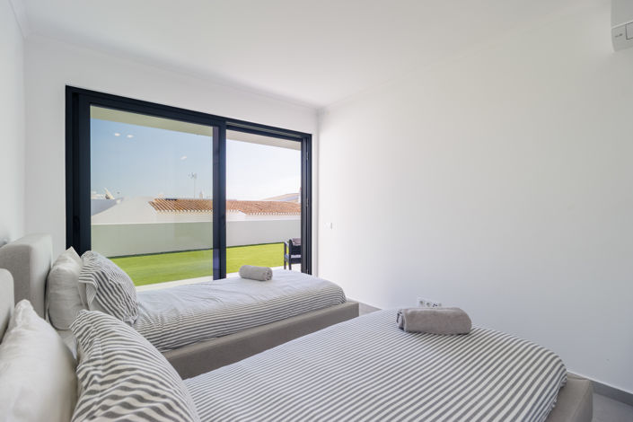 Image No.33-3 Bed Villa for sale