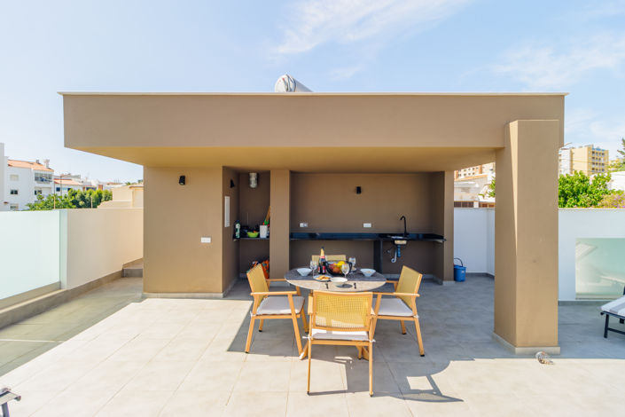 Image No.67-3 Bed Villa for sale