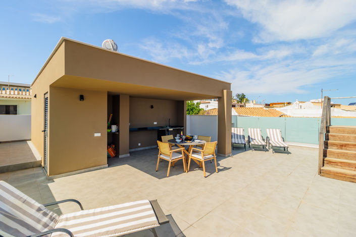 Image No.68-3 Bed Villa for sale