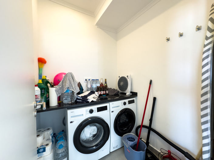 Image No.81-3 Bed Villa for sale