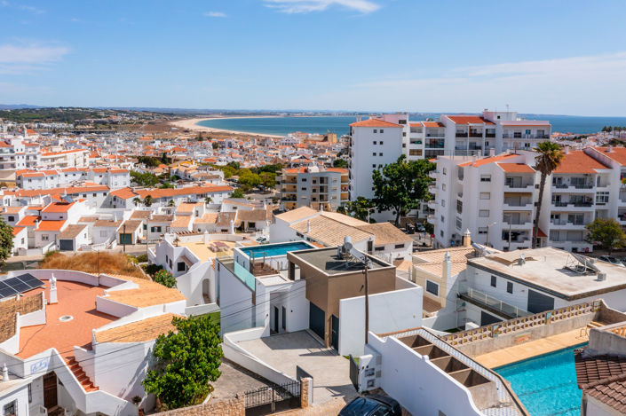 Image No.86-3 Bed Villa for sale