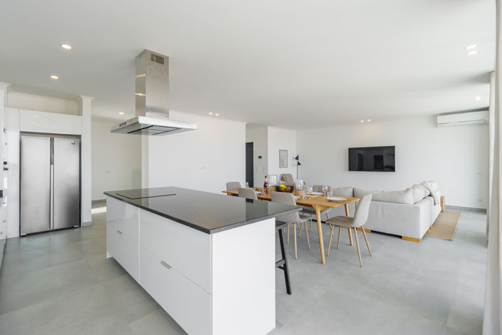 Image No.10-3 Bed Villa for sale