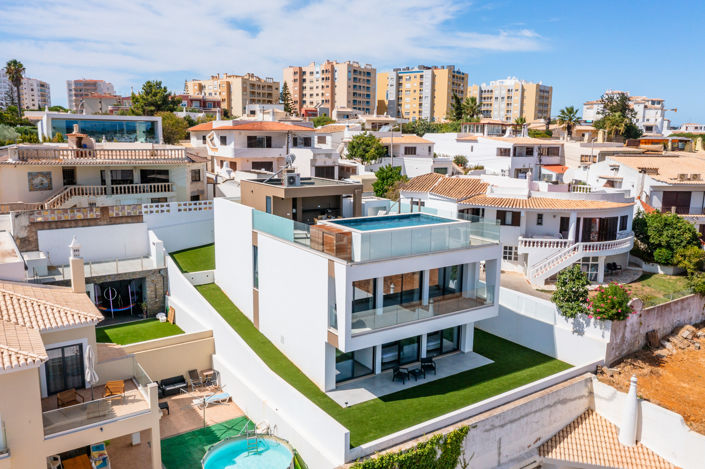 Image No.91-3 Bed Villa for sale