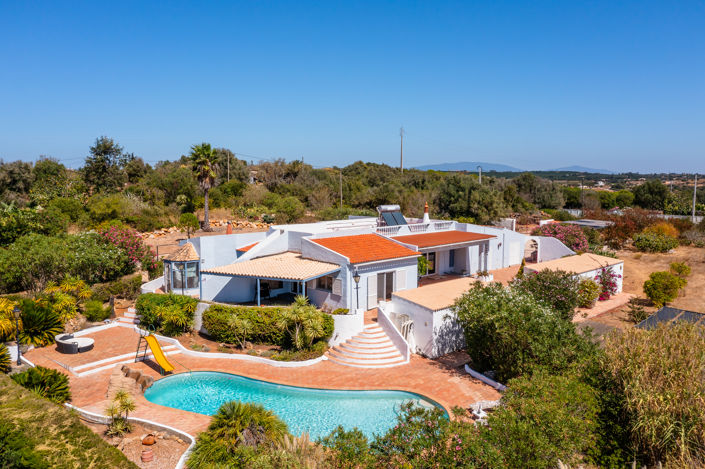Image No.1-5 Bed Villa for sale