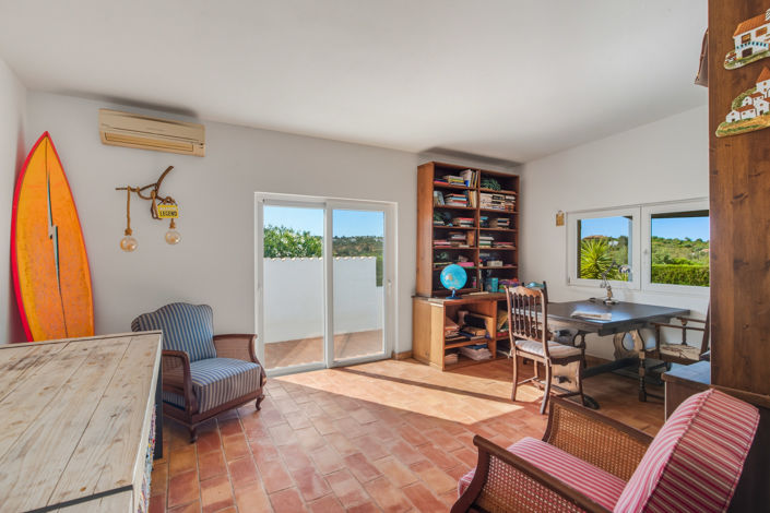 Image No.25-5 Bed Villa for sale