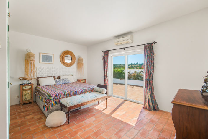Image No.49-5 Bed Villa for sale
