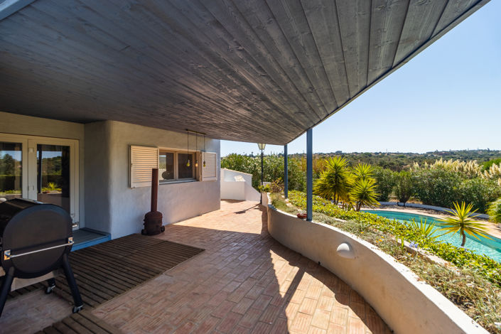 Image No.57-5 Bed Villa for sale