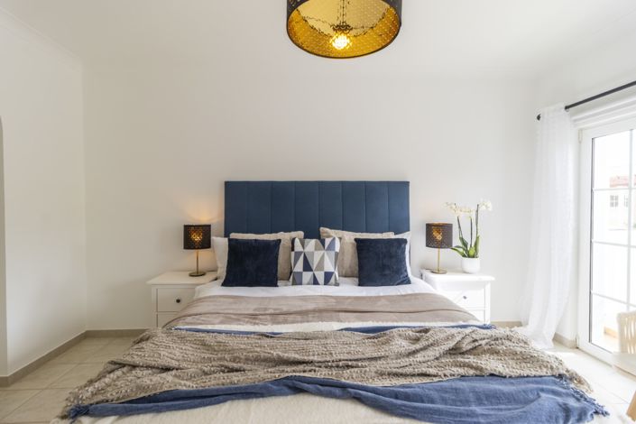 Image No.22-2 Bed Townhouse for sale