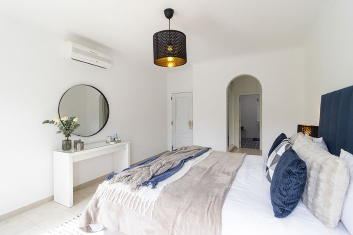 Image No.23-2 Bed Townhouse for sale