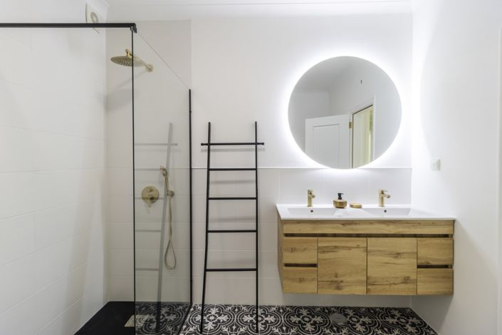 Image No.26-2 Bed Townhouse for sale