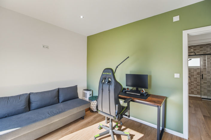 Image No.25-2 Bed Apartment for sale